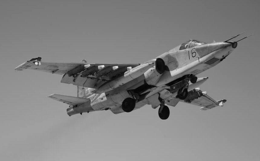 Готує нові авіаудари: Росія перекинула на авіабазу Джанкой низку Су-25