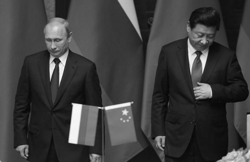 Китай продає Росії необхідні для війни товари – WSJ