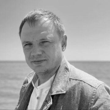 Вчиться бути “лідером” – колаборант Стремоусов розказав, чому втік з Херсона