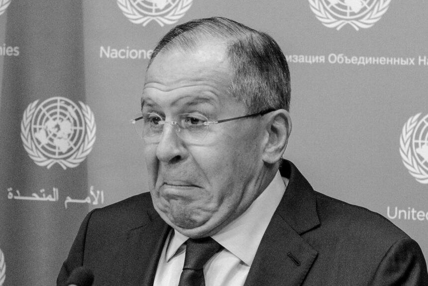 Лавров “розганяє” нові фейки про війну в Україні – РНБО