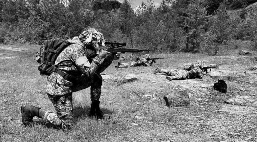 Бої за Донбас: ЗСУ відбили масовані атаки росіян на кількох напрямках