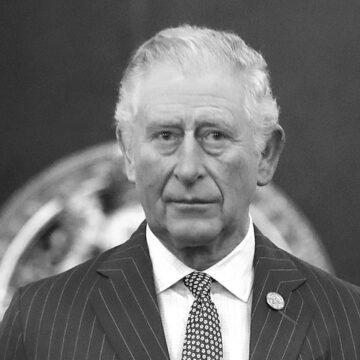 Син Єлизавети II вирішив, скільки королівська сім’я буде офіційно у жалобі