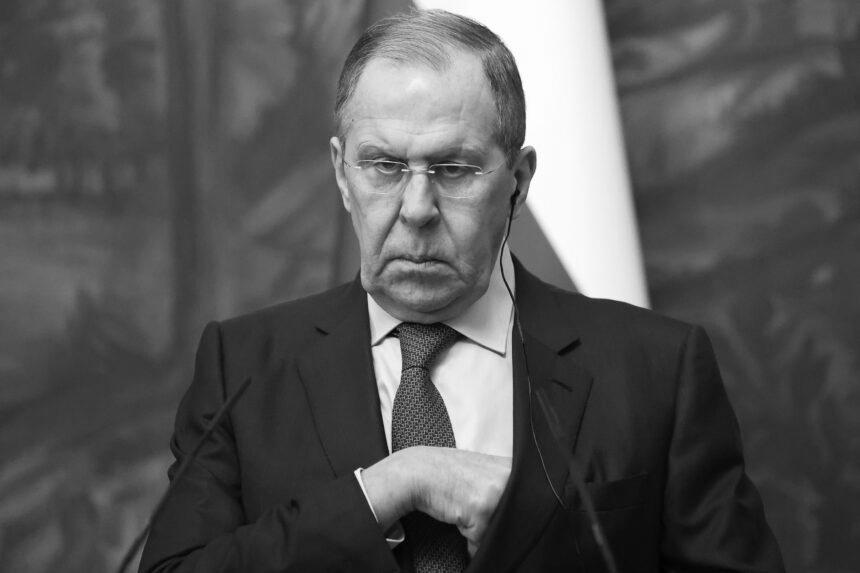 Лавров заявив, що Росія готова говорити із Заходом про Україну – у Байдена відреагували