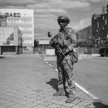 Російські терористи викрали працівників ЗАЕС