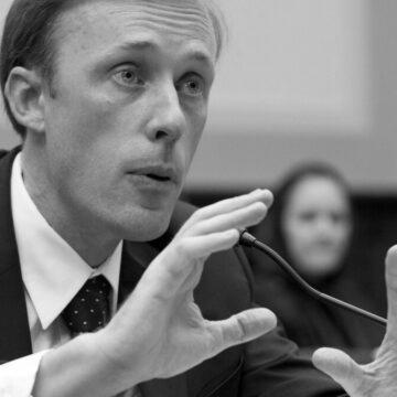 Салліван радив Україні розпочати переговори з РФ і відмовитись від Криму – WSJ