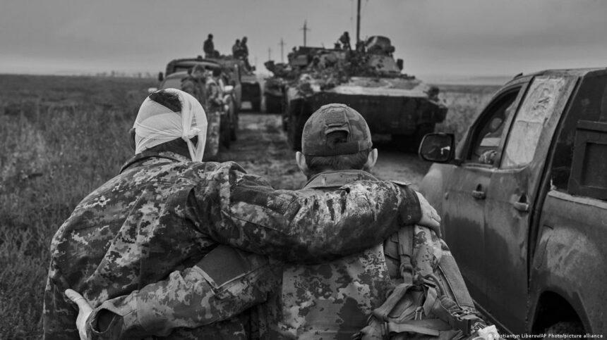 Відступатимуть до Криму ‒ окупант розповів родичам про ситуацію на Херсонщині