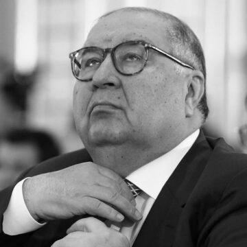 У путінського олігарха конфіскували меблі і картини