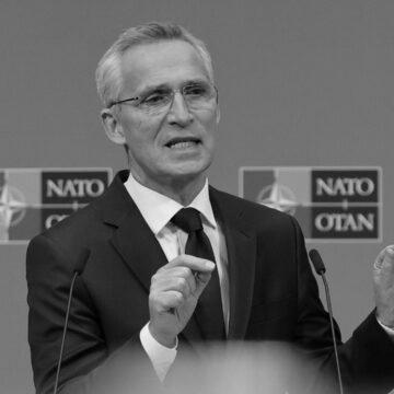Столтенберґ закликав швидше дати Україні сучасне озброєння