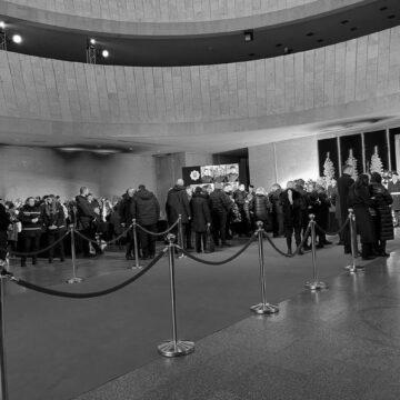У Києві прощаються з керівниками МВС: перші фото і відео