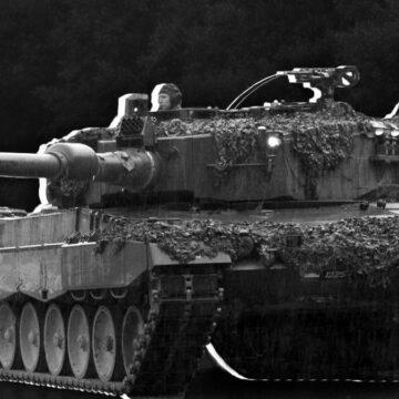 Перший Leopard 2 для України прибув у Польщу: подробиці