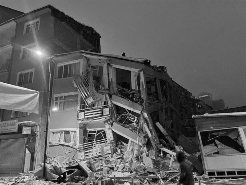 Землетрус у Туреччині ‒ кількість загиблих росте (відео)