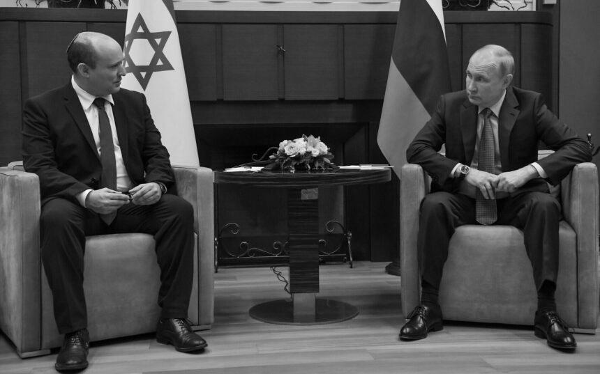 Путін на початку вторгнення запевняв, що не вбиватиме Зеленського – експрем’єр Ізраїлю