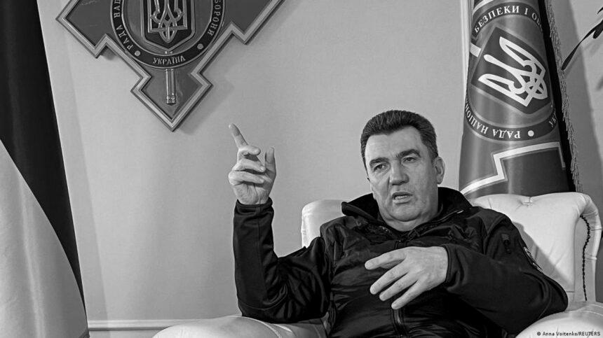 Данілов пояснив, що будуть робити з російськими священниками у Києво-Печерській лаврі