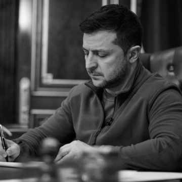 Зеленський здійснив низку звільнень у вищому керівництві СБУ