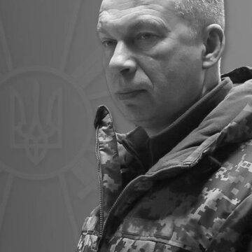Окупанти наступають на кількох напрямках одночасно. Зазнають втрат – Сирський