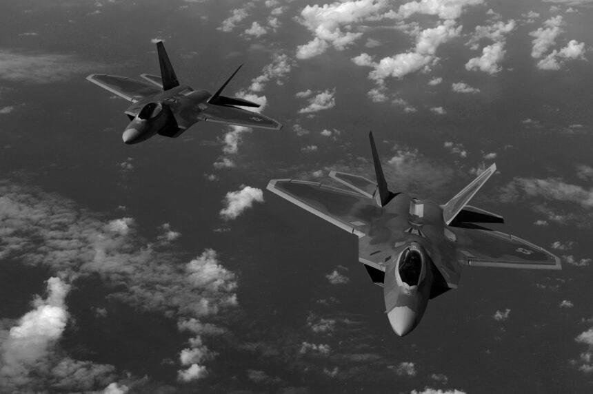 Винищувачі США перехопили російські бомбардувальники