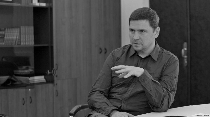 Подоляк: павуки поїдають один одного в банці