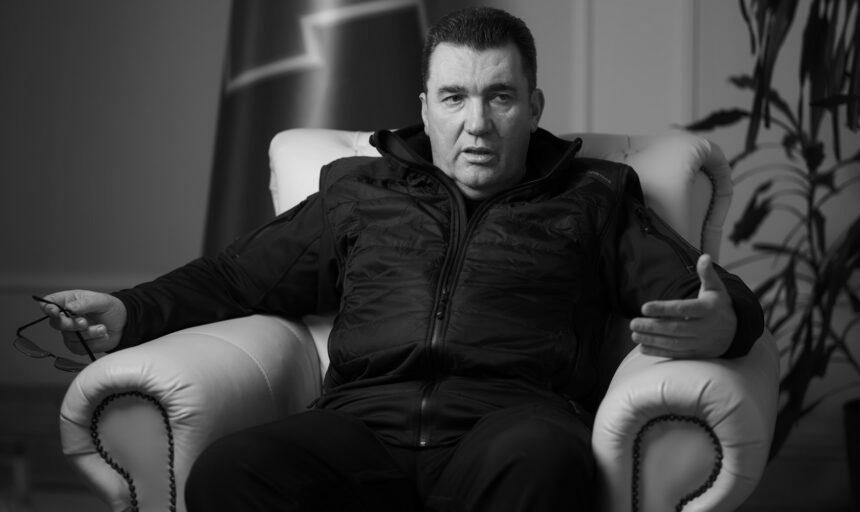 “Дикі” сценарії війни в Україні: в РНБО відреагували на оприлюднення нових “секретних” документів