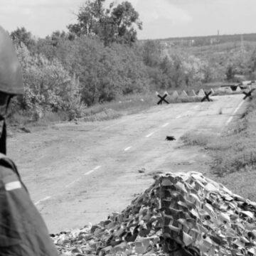 Армія РФ обороняється на двох напрямках