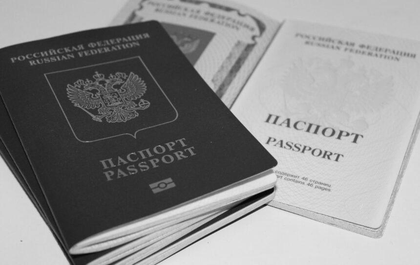 Паспорти, як гібридна зброя РФ