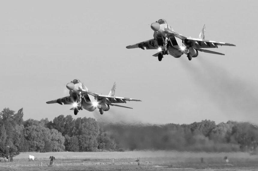 Загарбники вдарили з авіації по Україні ‒ подробиці від Генштабу