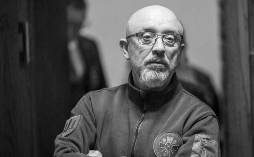 Резніков спростував заяви Кремля про повне захоплення Бахмута