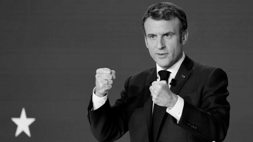 Макрон спрогнозував, скільки триватиме український контрнаступ