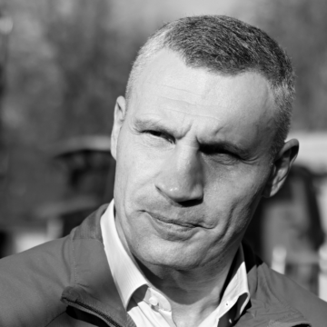Кличко заявив, що його дискредитують (відео)