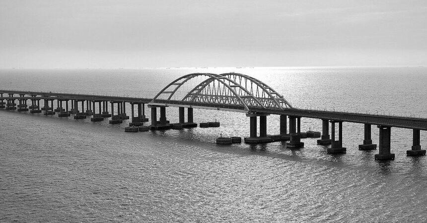 Який вплив буде мати вибух на Кримському мосту: радник Великої Британії в ОБСЄ оцінив