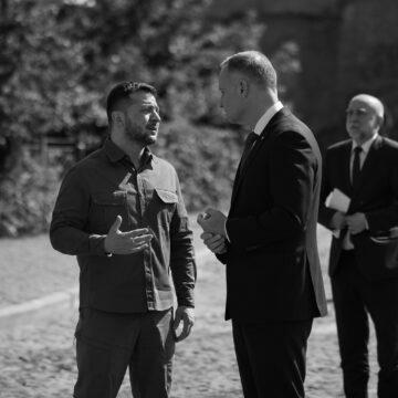 Дуда не зміг зустрітися з Зеленським і порівняв Україну з потопельником