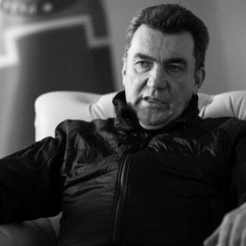 Росія здасть Вірменію – Данілов
