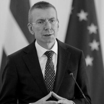 Поразка України відкриє шлях до третьої світової – президент Латвії