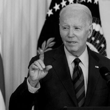 FILE PHOTO: U.S. President Biden delivers remarks on healthcare coverage and the economy, in Washington Воювати потрібно з розумом – Байден дав поради Ізраїлю