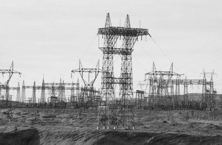 02 Будуть відступати? Росіяни мінують критичну інфраструктуру на окупованій Херсонщині