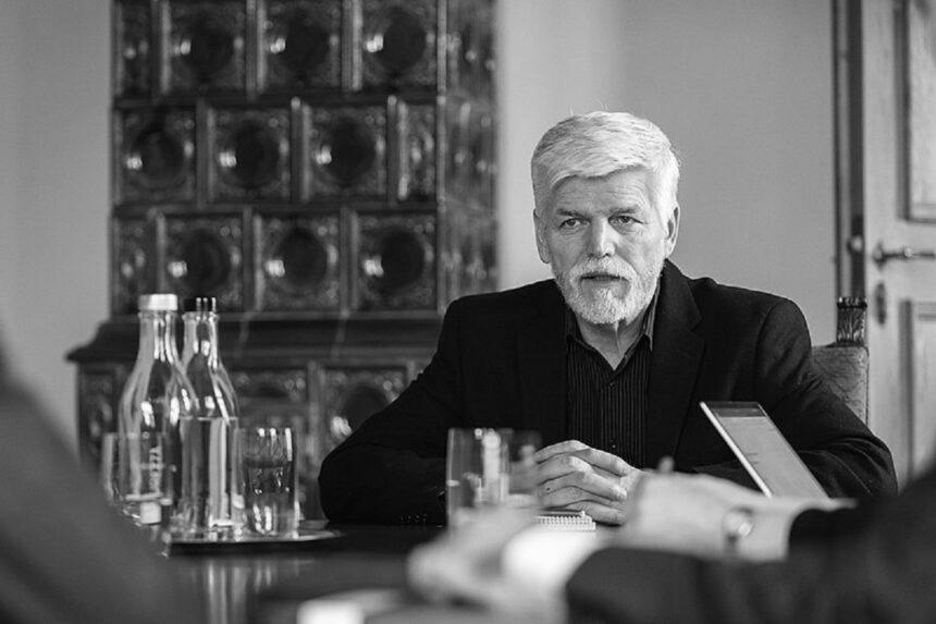 Україна має перейти в оборону – президент Чехії Павел