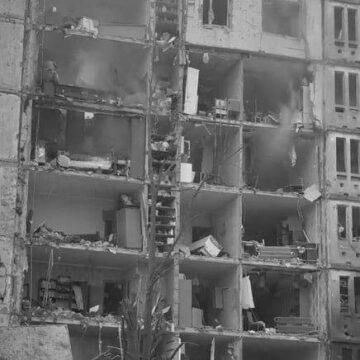 0002 У Харкові внаслідок ракетного удару відомо про 2 загиблих жінок (відео наслідків)