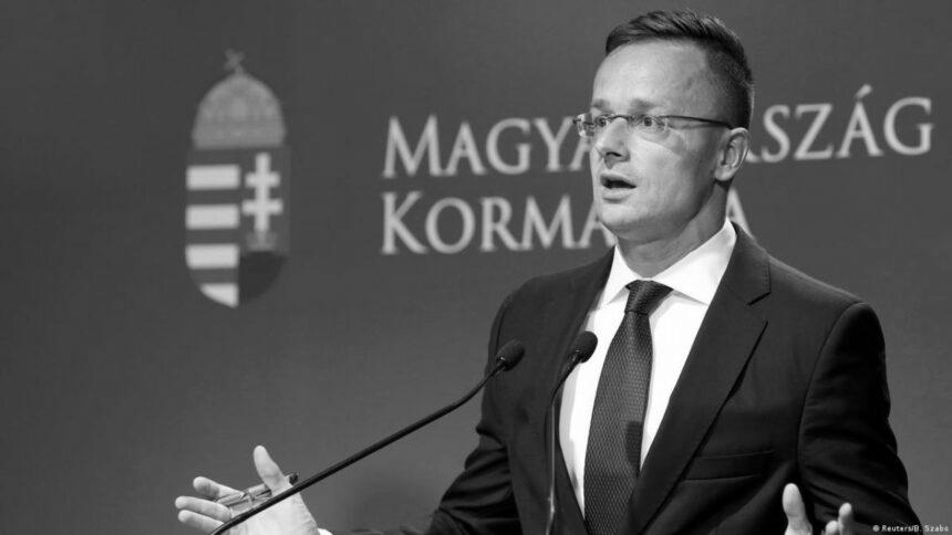 На відновлення довіри між Угорщиною і Україною потрібен тривалий час – Сійярто