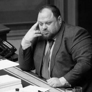 Депутати, які ведуть трансляції з засідань Ради, демонструють зневагу щодо рішень парламенту — Руслан Стефанчук