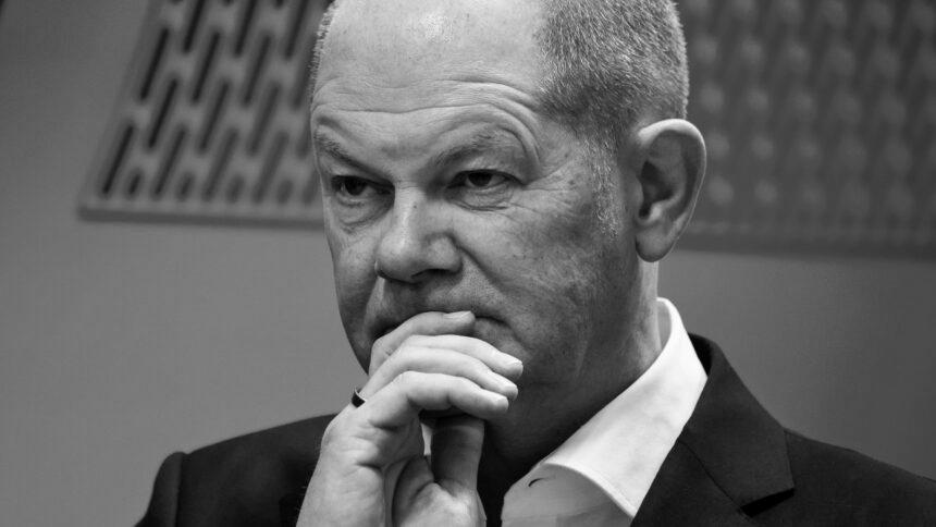 Шольц знов не дає зброю Україні