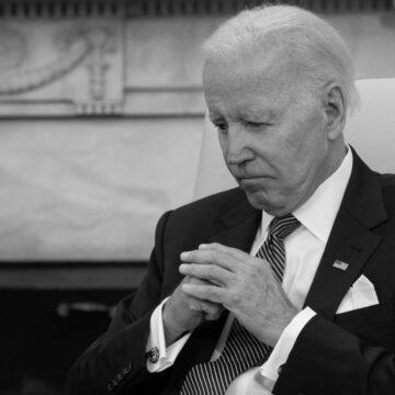 Авдіївка на совісті Конгресу США – Байден