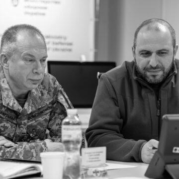 Сирський переговорив з главою Пентагона