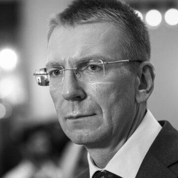 Президент Латвії відреагував на заяву Папи Римського про капітуляцію України