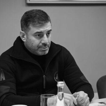 how_putin_falls_board_2c У Львові працівники ТЦК силою затримали волонтера: омбудсмен відреагував