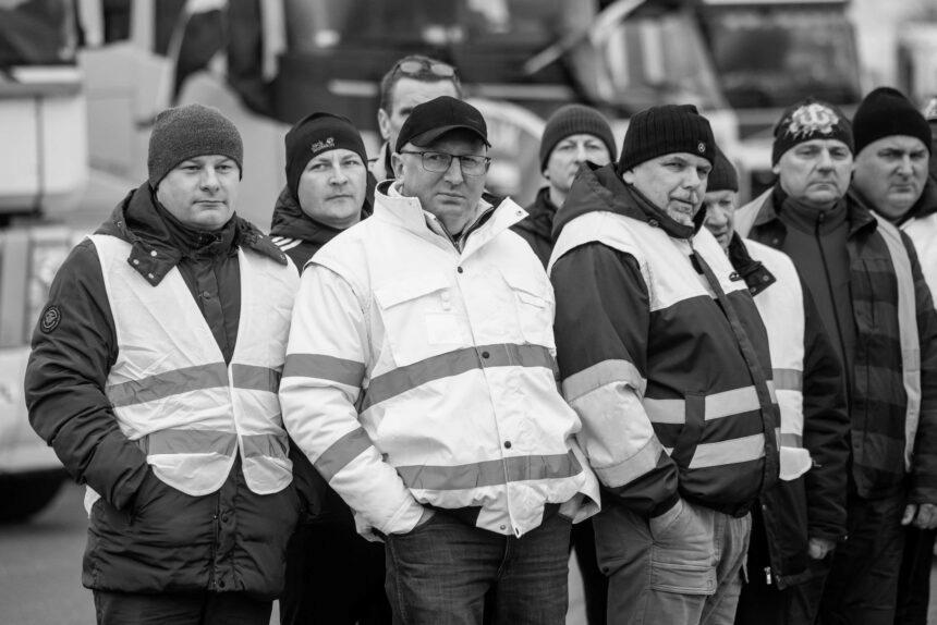 Блокада на польскому кордоні: вплив на українську економіку та шляхи подолання кризи