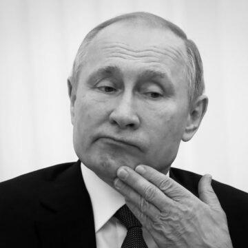 Путін намагається звинуватити Захід та Україну в організації теракту під москвою