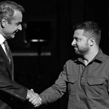 Росія завдала ракетного удару по кортежу із Зеленським
