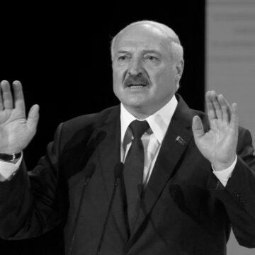 2 Білорусь не вступає у війну проти України, бо кордон забарикадований так, що нам туди не підійти, – Лукашенко