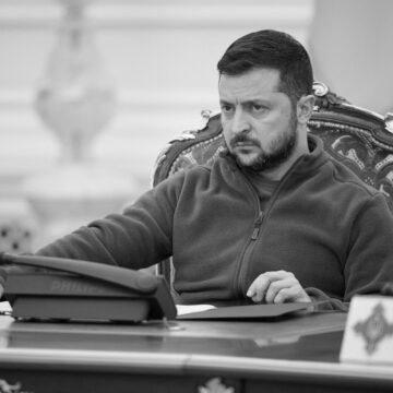 Україні доведеться поступово відходити, якщо США не відновлять військову підтримку – Зеленський