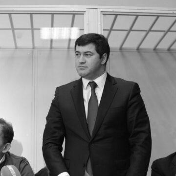 3 Суд залишив Насірова під вартою і зменшив йому заставу