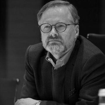 ВР Петр Фіала розповів, коли Україна отримає першу партію снарядів за чеською ініціативою